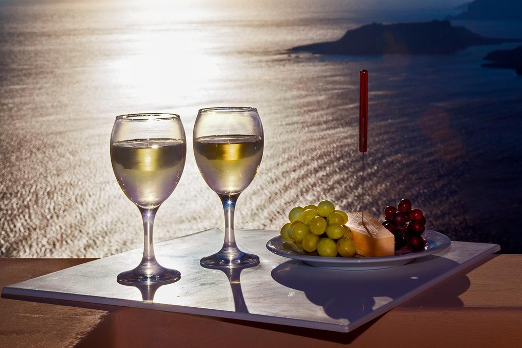 Santa Rinoula Suites Sea Sunset Views Adults Only Megalochori  Exteriör bild
